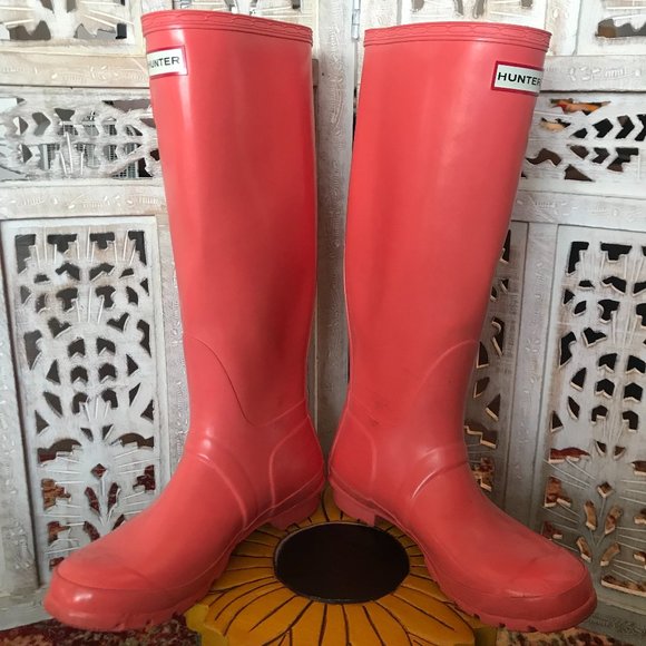 Hunter Tall Glossy Coral Flame Rain Boots Size 7 - Picture 6 of 12